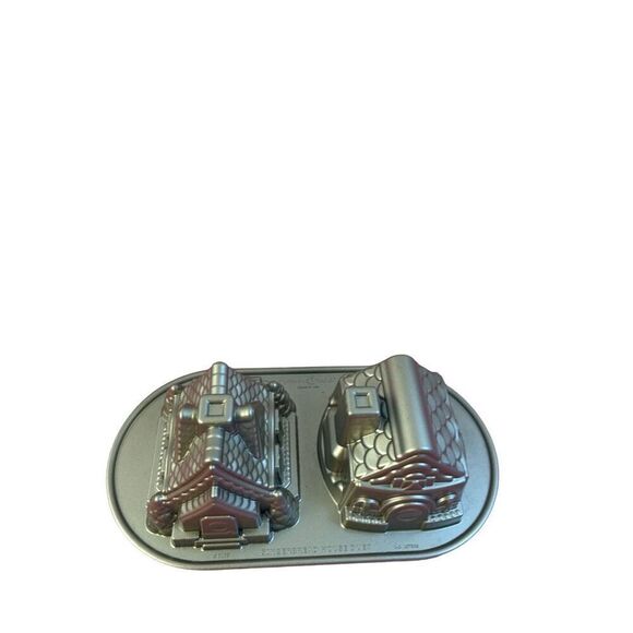 Nordic Ware duet gingerbread house cake mold 1.2 lit - Picture 1 of 7